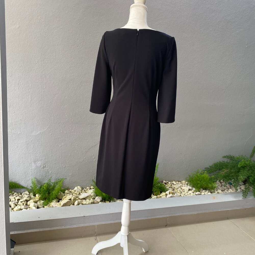 Black dress Β· DKNY Β· Size 8 - Picture 6 of 8